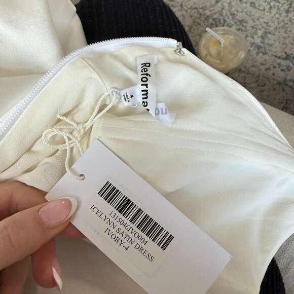 NWT Reformation Icelynn Satin Maxi Dress In Ivory Plunge Neck Full Length Skirt - Picture 2 of 11